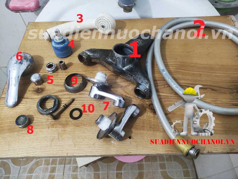 Cách tháo và sửa vòi sen bị tắc chảy nước