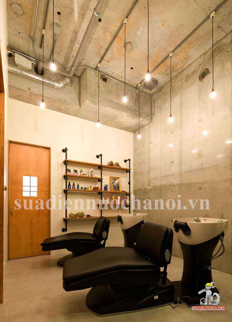 Lắp đường dây điện nổi trong salon tóc