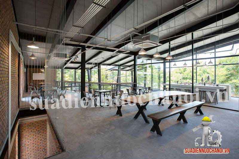 lắp đường dây điện nổi trong nhà hàng đẹp
