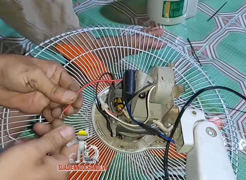 cách thay cầu chì nhiệt quạt điện