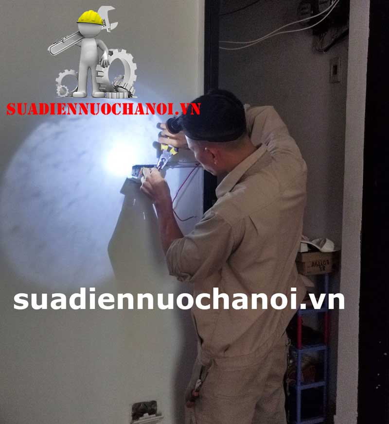 Chuyên cá cược thay thế bóng đèn thiết bị điện ,ổ cắm ,công tắc cũ lâu ngày bị hỏng