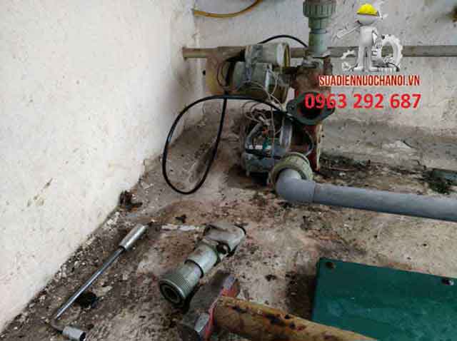 máy bơm  nước chạy không ngắt