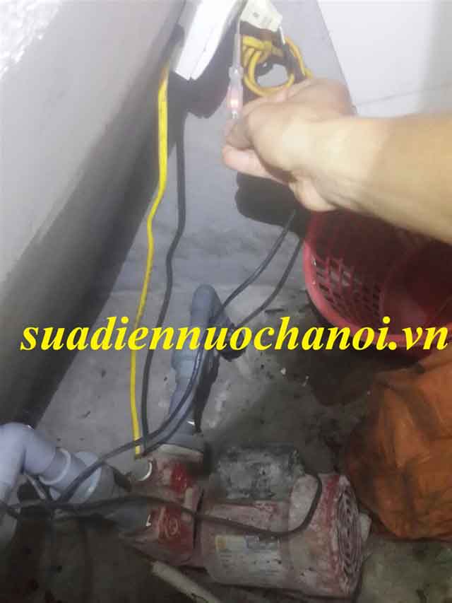  cach sửa máy bơm nước không chạy bằng bút điện